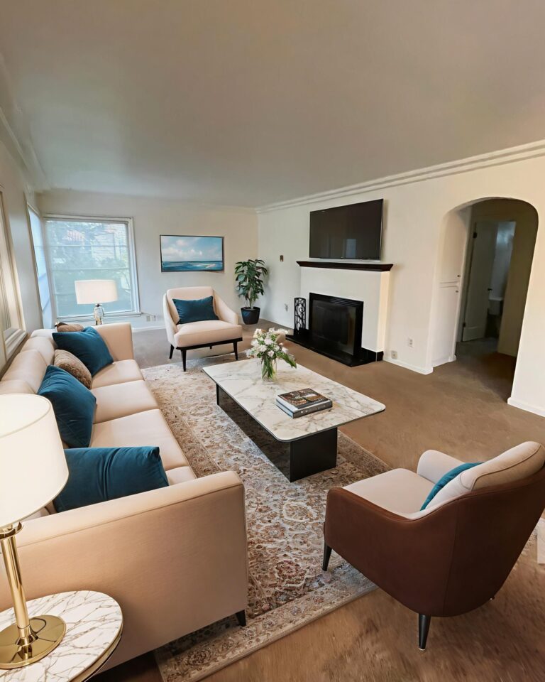 2 - Living Room