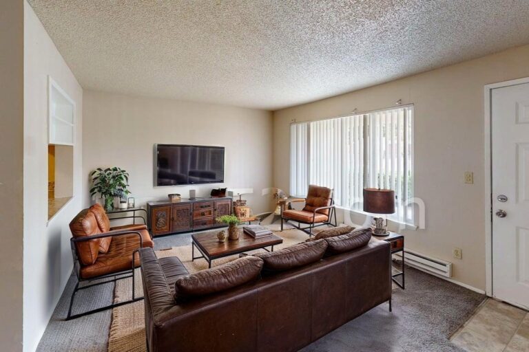 2 - Living Room