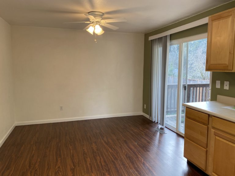 3 kitchen dining area