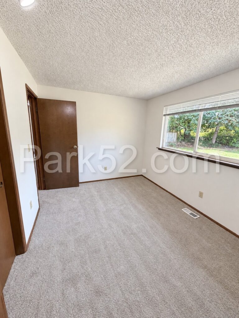 11 Bedroom 1b