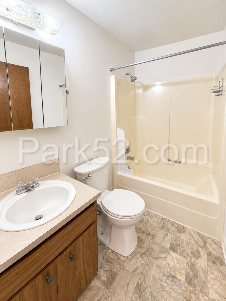17 Bathroom -Full bath