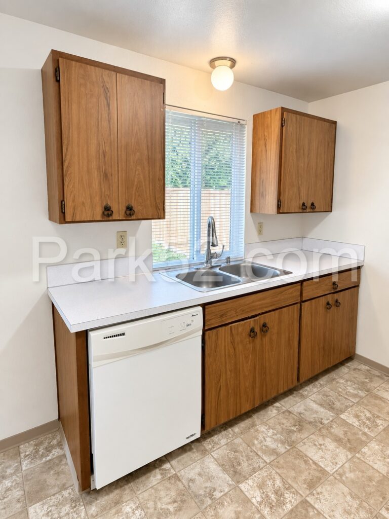 6 Kitchen