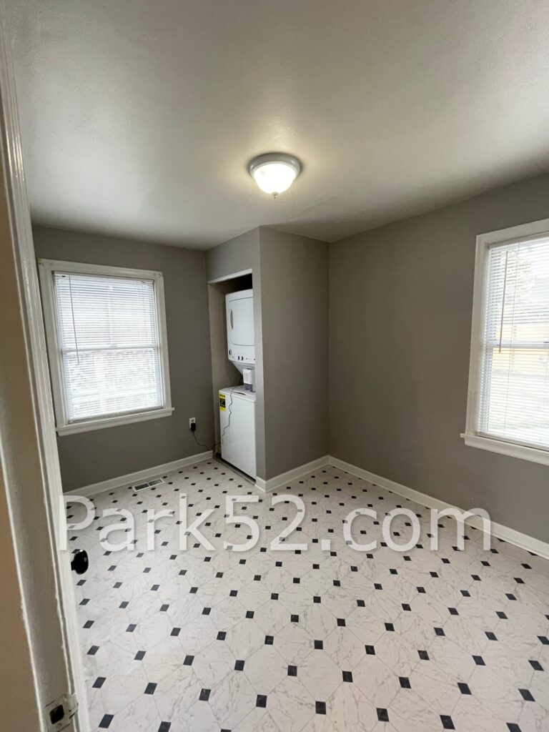 4-Laundry room